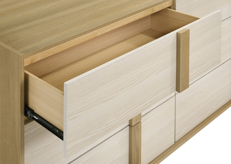 Hyland 4 & 5 Piece Bedroom Set E.King & Queen