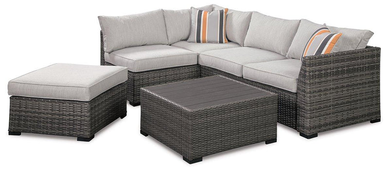 Cherry Point 4-piece Outdoor Sectional Set